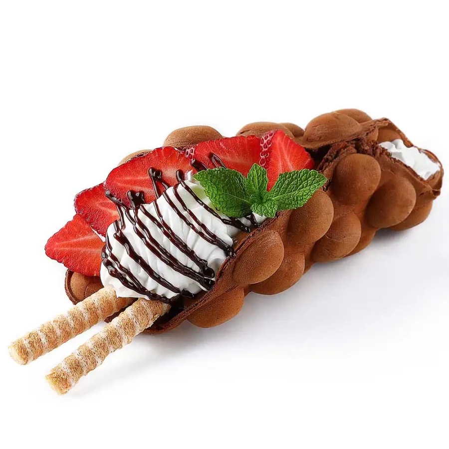 Hong Kong waffle with strawberries