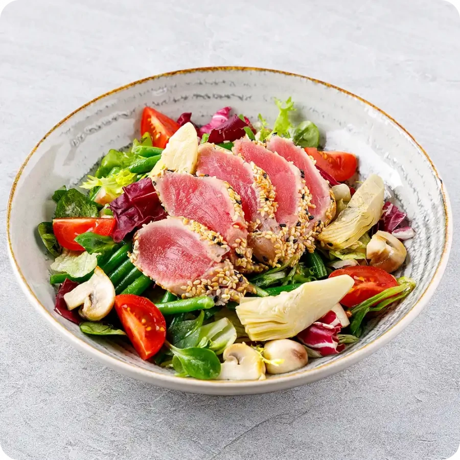 Tuna and artichoke salad