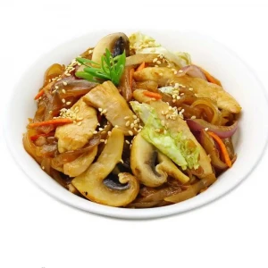 Udon with chicken and mushrooms