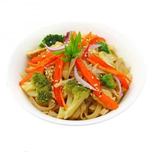 Rice noodles with vegetables