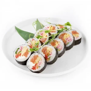 Futomaki spicy with smoked salmon